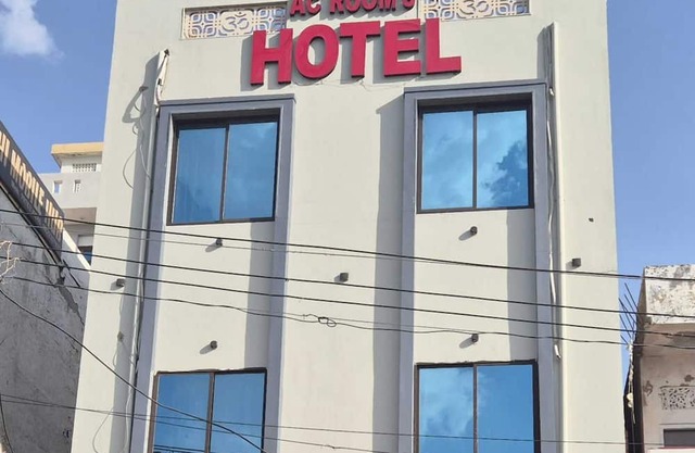 Shree Hanuman Hotel