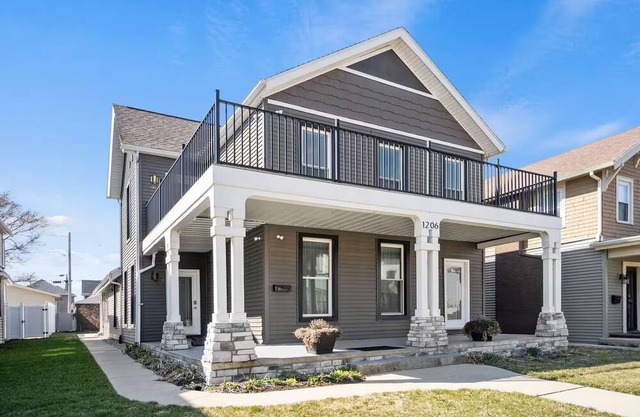 Downtown Fort Wayne Triplex- Apt. C