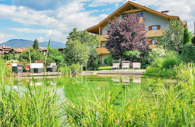 Apartment 'Linder 14' with Mountain View, Shared Pool and Wi-Fi