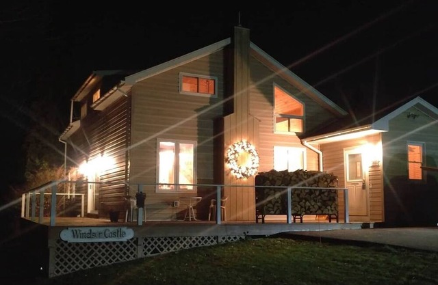 Windsor Castle - Cozy Farmhouse Ellicottville