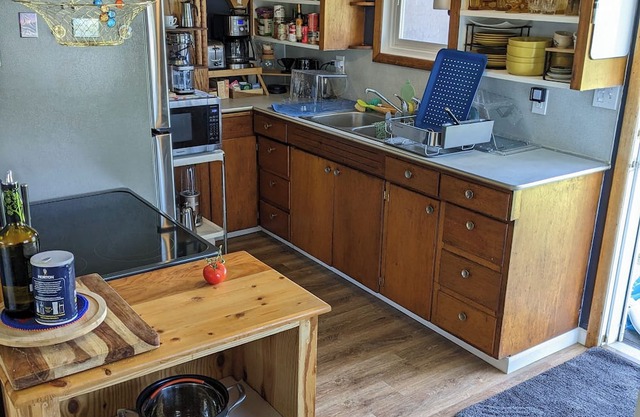 Clean, Private Unit in the Heart of Medical Lake