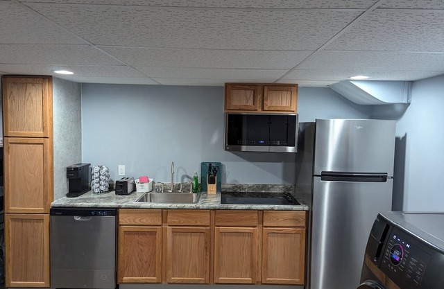 Cozy 1-bedroom Basement Apartment in Kearney walking distance to downtown!