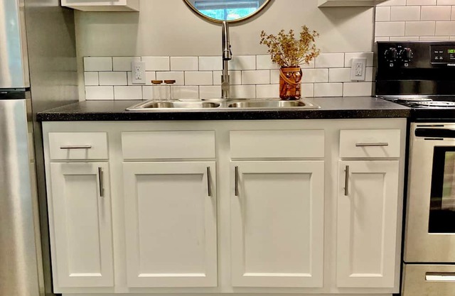 Newly Remodeled Furnished Apts - 1 bed
