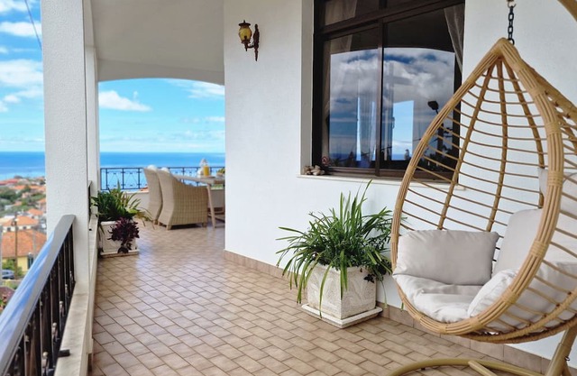 Villa Branca by LovelyStay