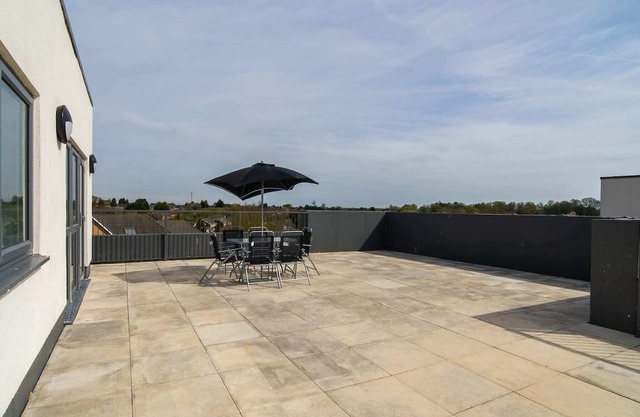 Brand New, 2 Bed Penthouse Apartment in Luton 49