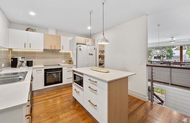 Allora 1 by Discover Stradbroke