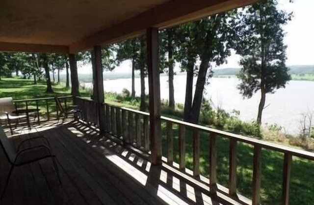 Cozy Family Cabin on the Ohio River