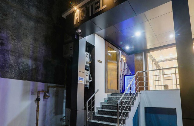 Super Townhouse 1265 Hotel Rama