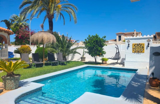 Villa AY CARAMBA in Els Poblets 950m from the beach