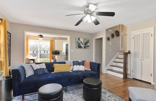 Charming Home|4 KingBeds|Fenced Yard|Fire pit