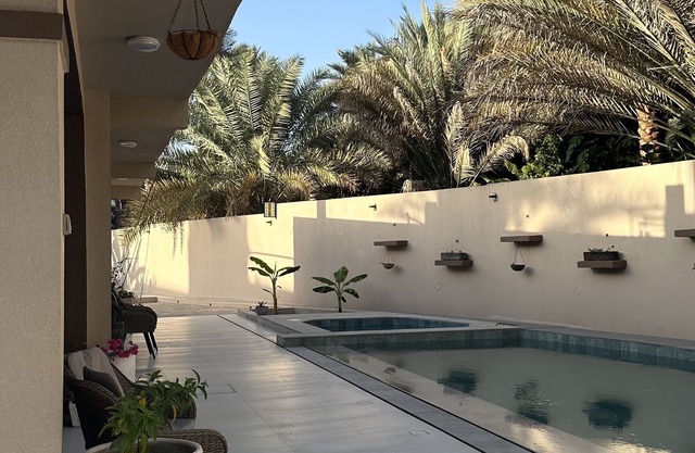 Al-Mostadhil Garden is located in the center of the Nizwa City.