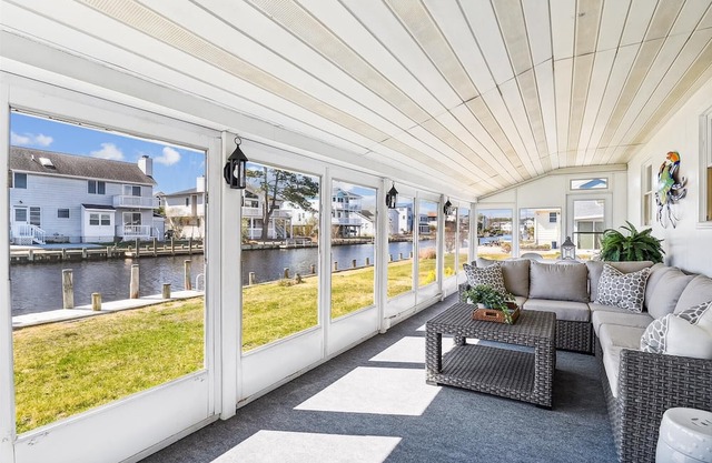 NEW LISTING 2024! Family friendly comfy & cozy classic Bethany Beach vacation home with all the cottage charm imaginable! Single level living