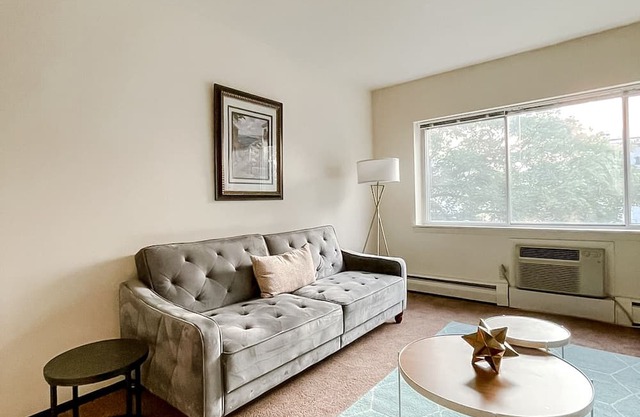 Sleepover: Homey 1BD/1BA - Des Moines