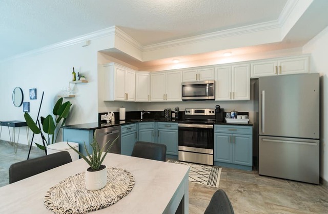 Condo #2 Luxury 2BD 2BTH