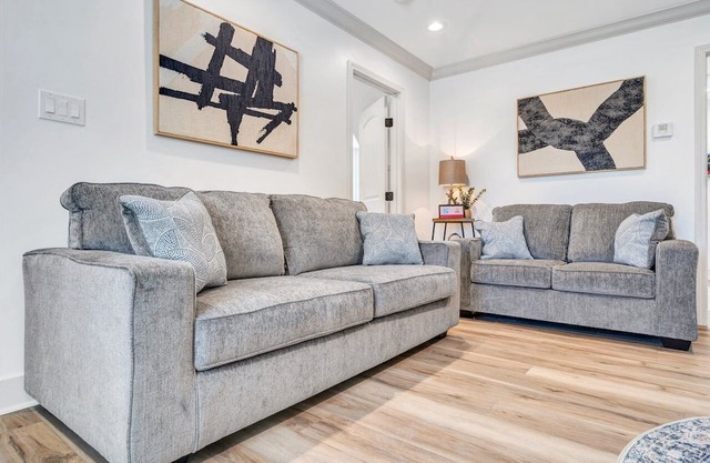 Modern Comfort in NOLA: 3BR, 2BA Mid-City - Close to Downtown w/ Pool and hot tub