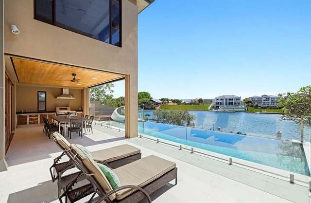 Harmonious waterfront
