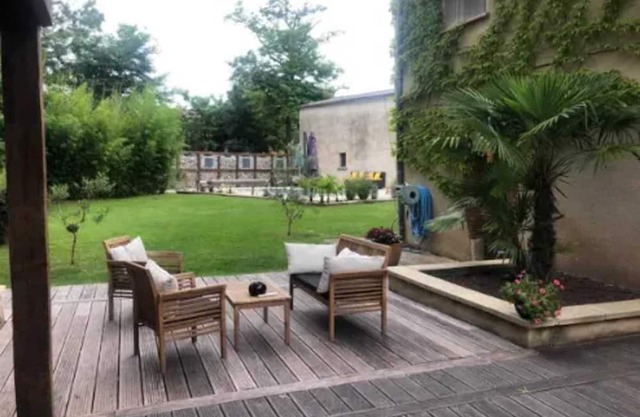 Homerez - Villa for 6 ppl. with swimming-pool, garden and terrace at Gaillac