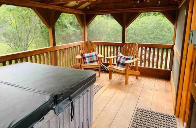 Mountain Valley Retreat