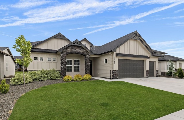 LARGE Family Home, Relocation, Corporate, Extended Stays