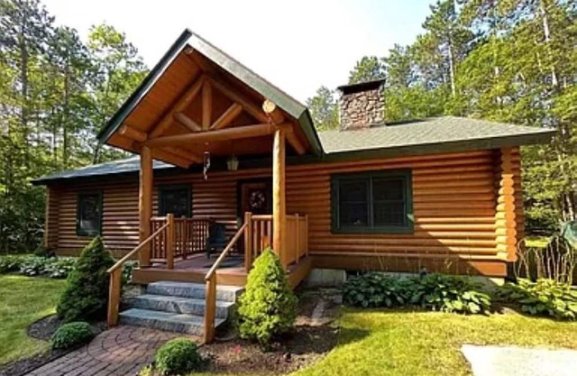 Cozy Bear Cabin - 10 minutes from Cranmore and Attitash mountains