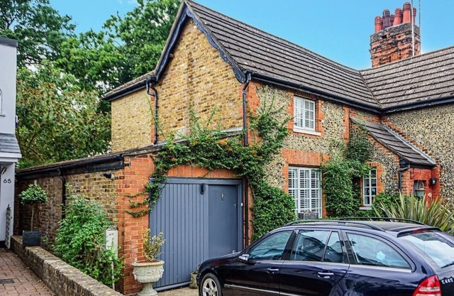 Flint Cottage Bed & Breakfast