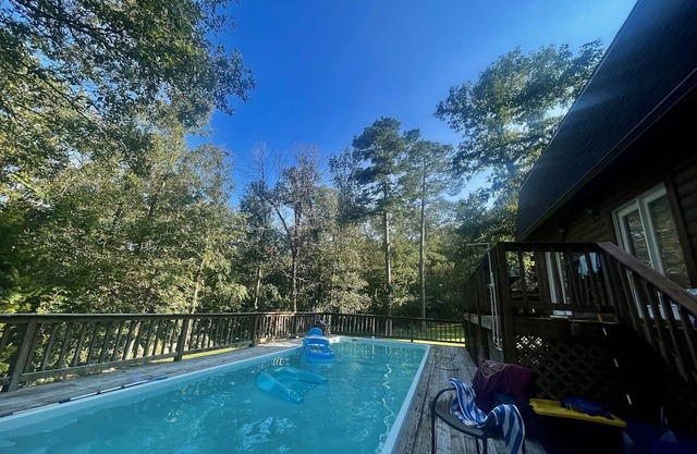 Beautiful Ozark Mountain Cabin