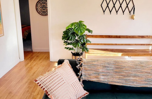 The Azure Cozy Cottage Retreat