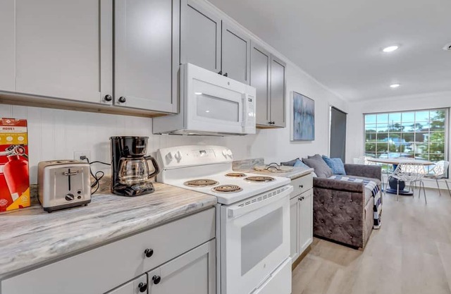 Eagle s Nest - Upscale Loft Downtown Close to GSU