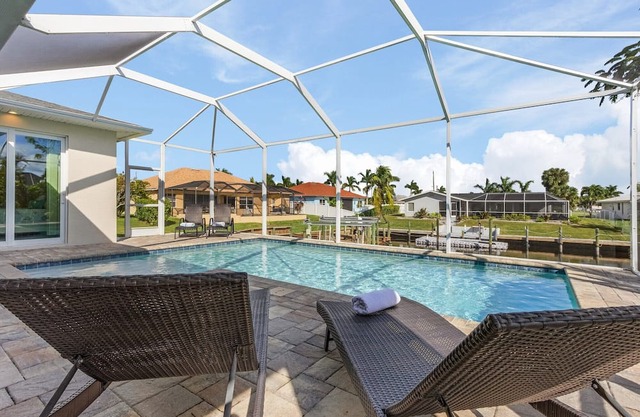 Cape Coral 962 - Tres Habitaciones Villa, Capacidad 8