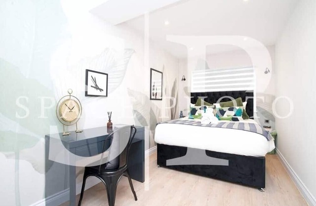 Tranquil Foliage Haven: Stylish 1BR Apartment