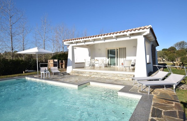 Villa en Budoni con 3 habitaciones, capacidad 8