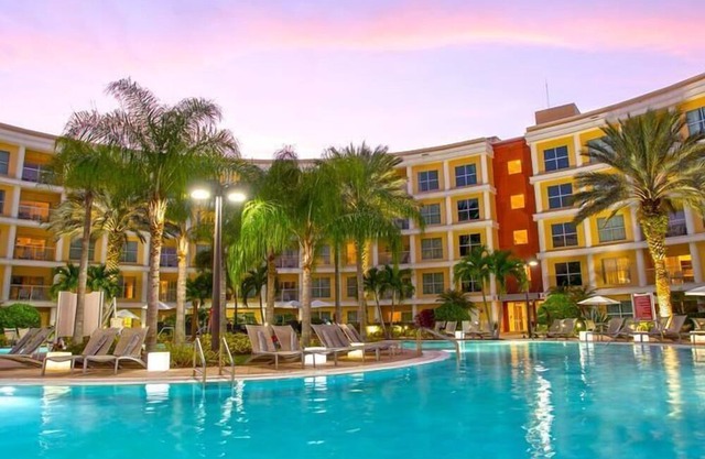 Melia Orlando at Celebration 2br suite, Monday check-in