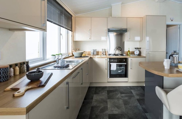 Three Bedroom Lodge 4