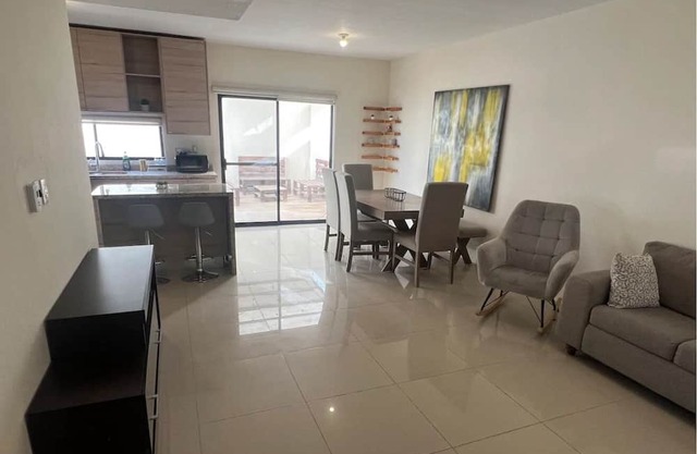 Casa Jade..