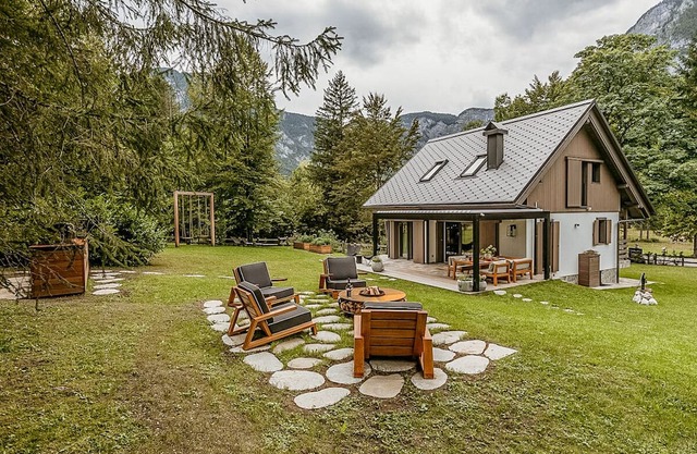 Bohinj Lodge - Two Bedroom Villa, Sleeps 5