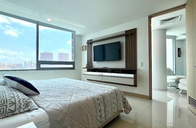 Luxury Apartamento Hilton WI-FI, TV, Piscina y Gym