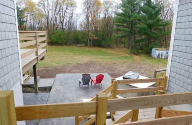 cozy canandaigua home in the heart of it all.