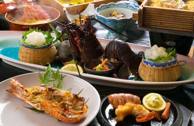 Exquisite spiny lobster Half Board plan Nonsmoking Japanesestyle room with 14 tatami mats / Minamikyushu Kagoshima