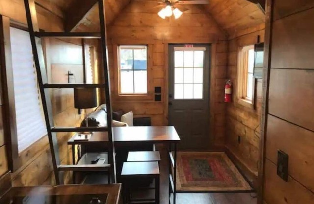 Rustic Cabin Tiny Home at Marina