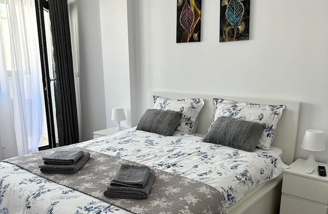 Cozy apartment near Univercity,1,3 km from center city..