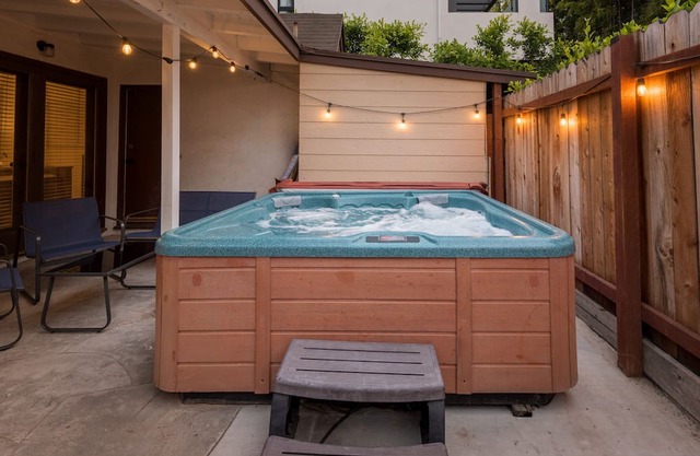 Glamorous West Hollywood Gem