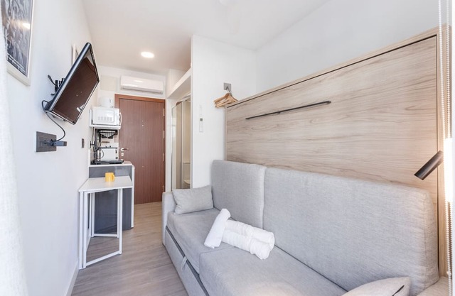 Apartment 'Camarote De Vinagrillo' with Wi-Fi and Air Conditioning