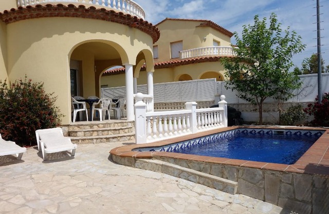 Holiday house L'Ametlla de Mar for 1 - 7 persons with 3 bedrooms - Holiday home