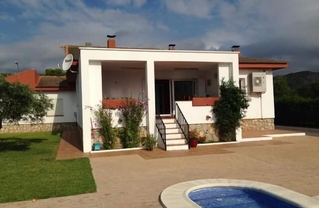 Holiday house L'Ametlla de Mar for 1 - 8 persons with 4 bedrooms - Holiday home