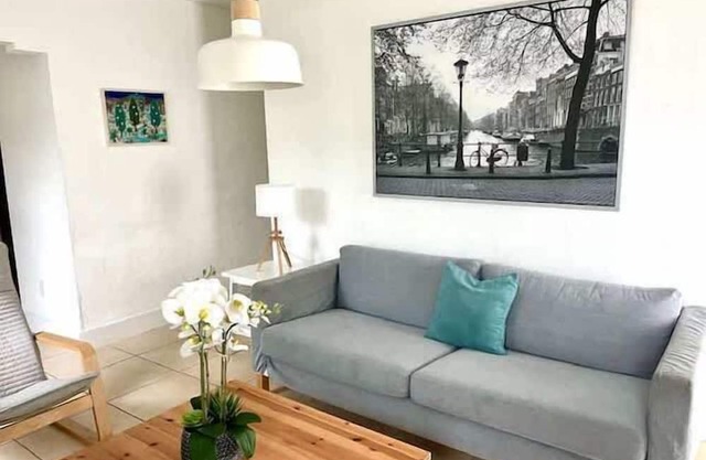 Cozy and super location 2 BR