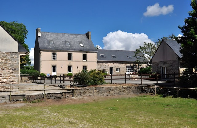 Gite 2 - gîtes de Lopéau con piscina y spa