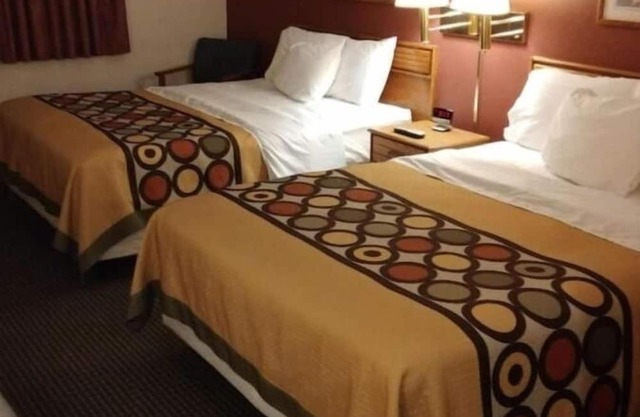 Family-Friendly Stay Near Silver Lake & Nordic with Free Parking