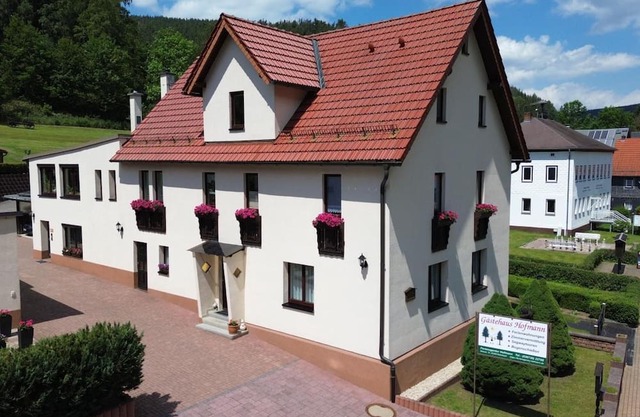 4-star holiday apartment Sorbitztal with mountain view, private garden and Wi-Fi