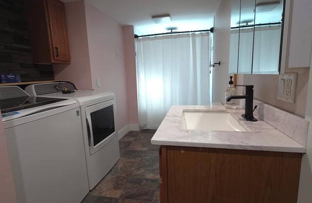 Marvelous 2-bedroom apartment in Saint Johnsbury close to downtown