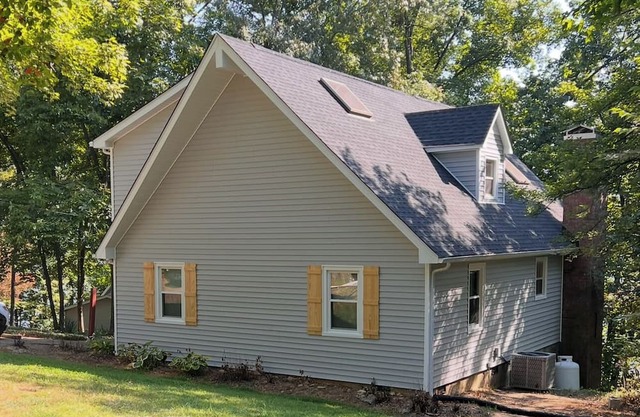 Beautiful 3-bedroom lake house with view, direct dock access, game room and more